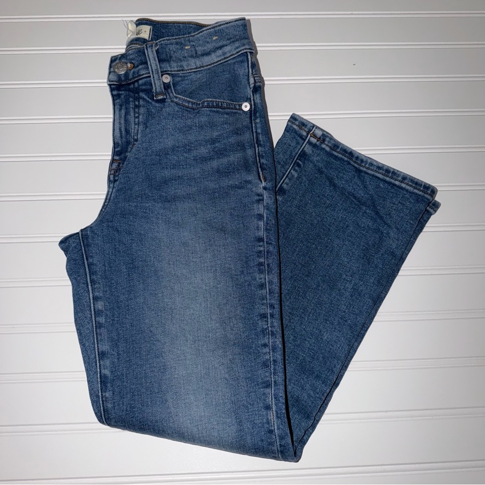 Madewell mid rise kick out jeans size 24P